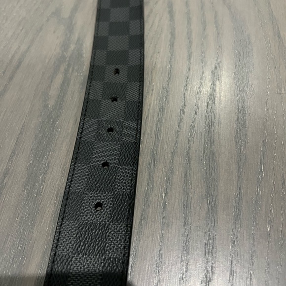 LV INITIALES BELT - Picture 3 of 13
